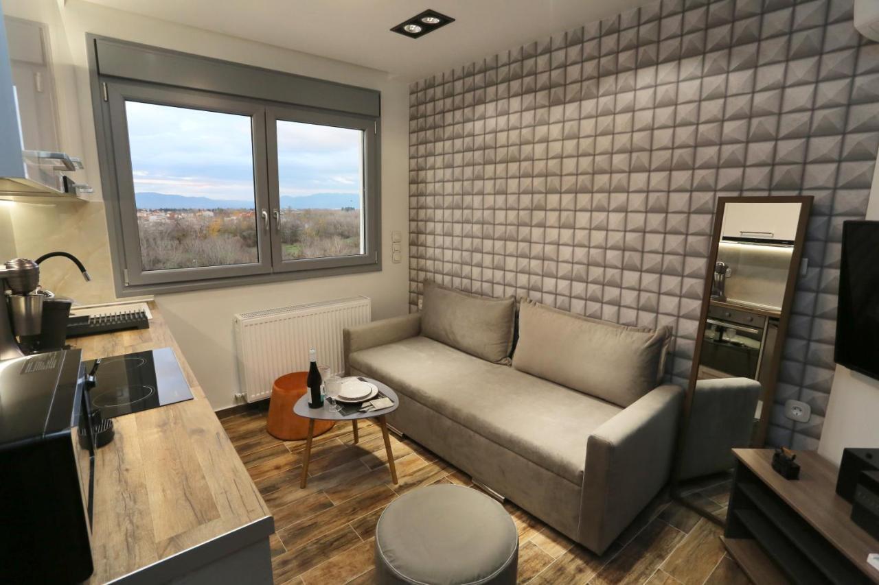 La Larissa Luxury Apartments Dafne Exterior foto
